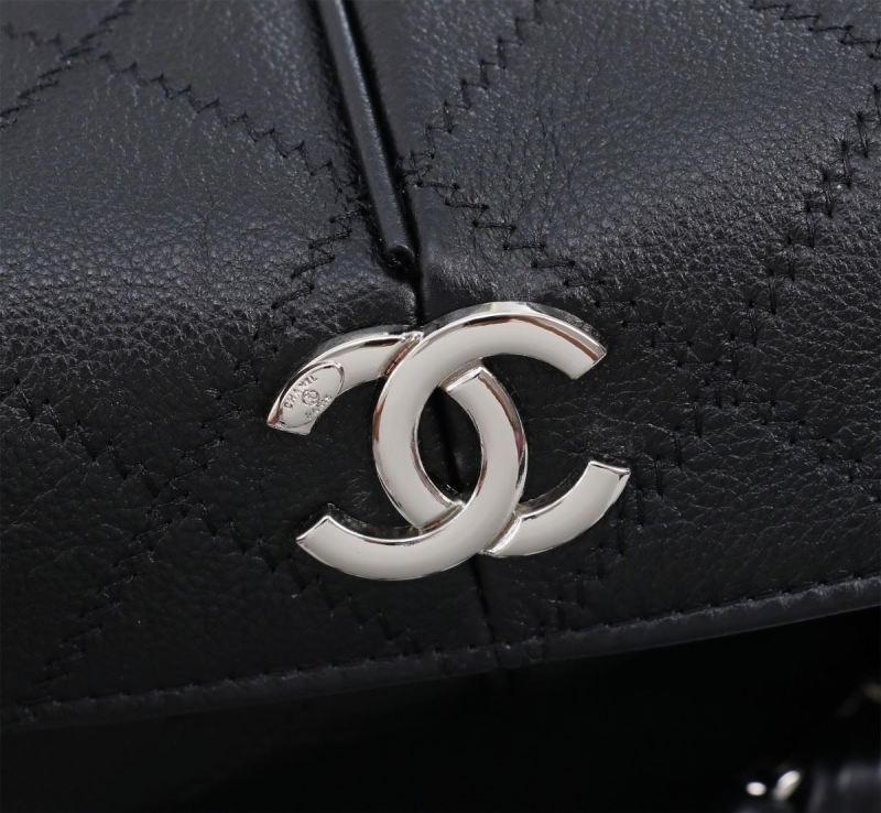 Ch**el shopping bags